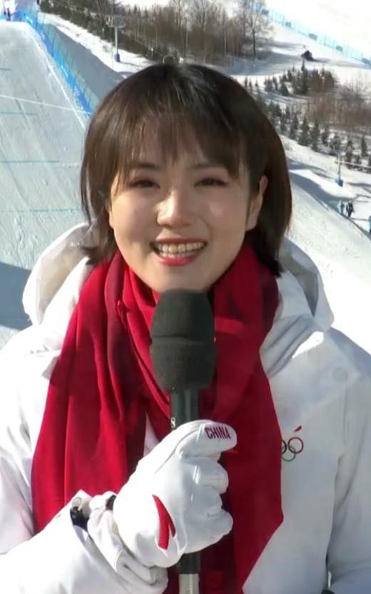 高菡，1995年5月18日出生于四川绵阳，是中央电视总台体育频道主持人、奥运解说