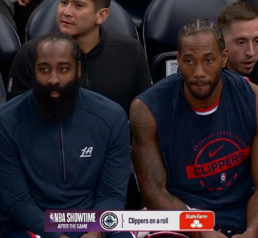 乐福谈哈登：“哈登的比赛节奏很好。”“他现在的得分能力下滑了。”“但