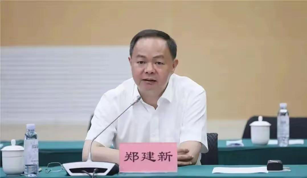 国家反腐之风刮到湖南8月7日，经中央纪委审议批准，湖南省人民政府办公厅原一级
