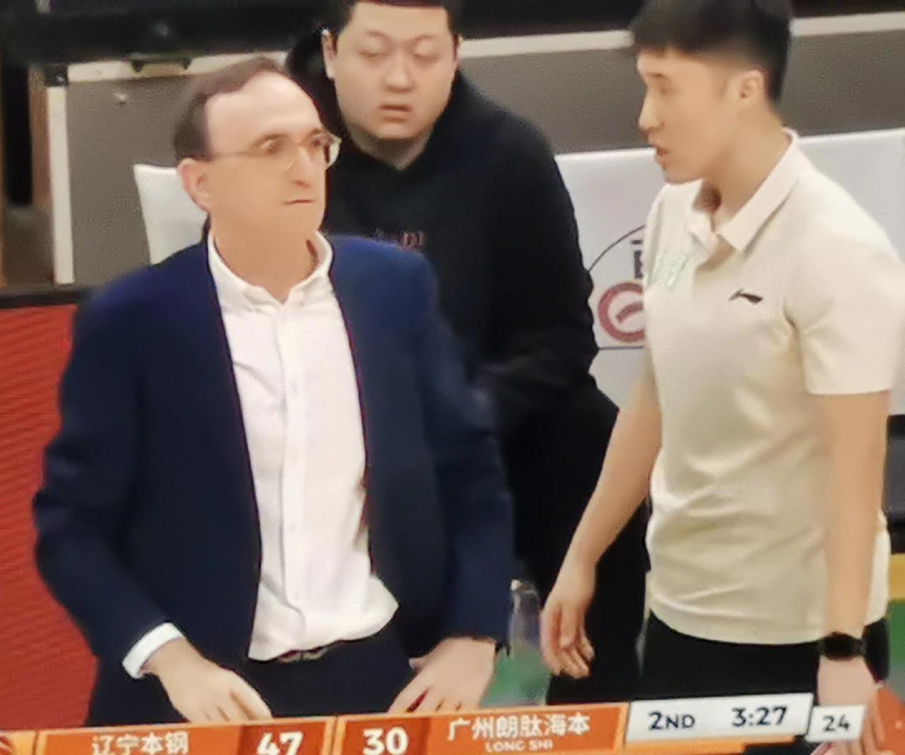 面对中下游球队，辽宁队赢谁都不容易。辽宁队在遇到北京队之前取得了六连胜，那阵子