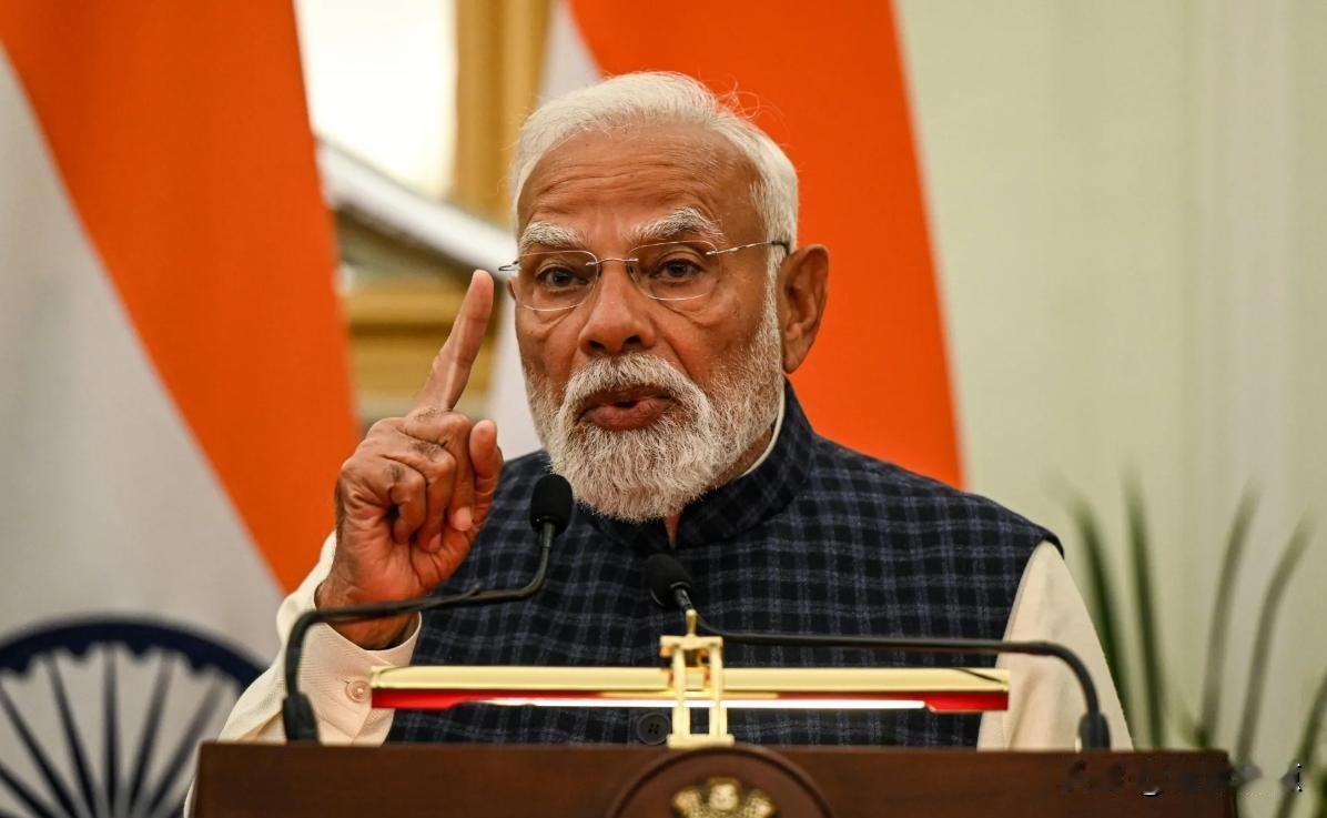 俄油价格跌破成本线，印度突然减半进口，中国为啥还在加量？。最近看到数据，印度