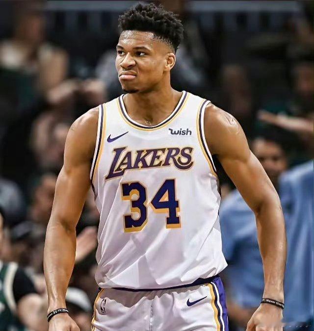 重磅！东契奇正积极推动湖人大交易！据爆料，他想促成湖人换来字母哥，打造“东契奇+