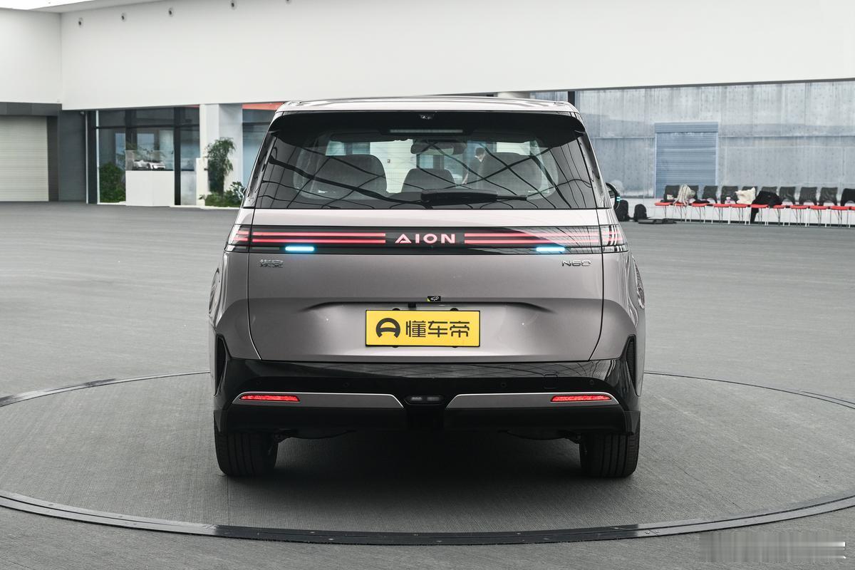 10.68万，全系标配激光雷达，埃安N60来了。不是最低配选配那种标配——入门款