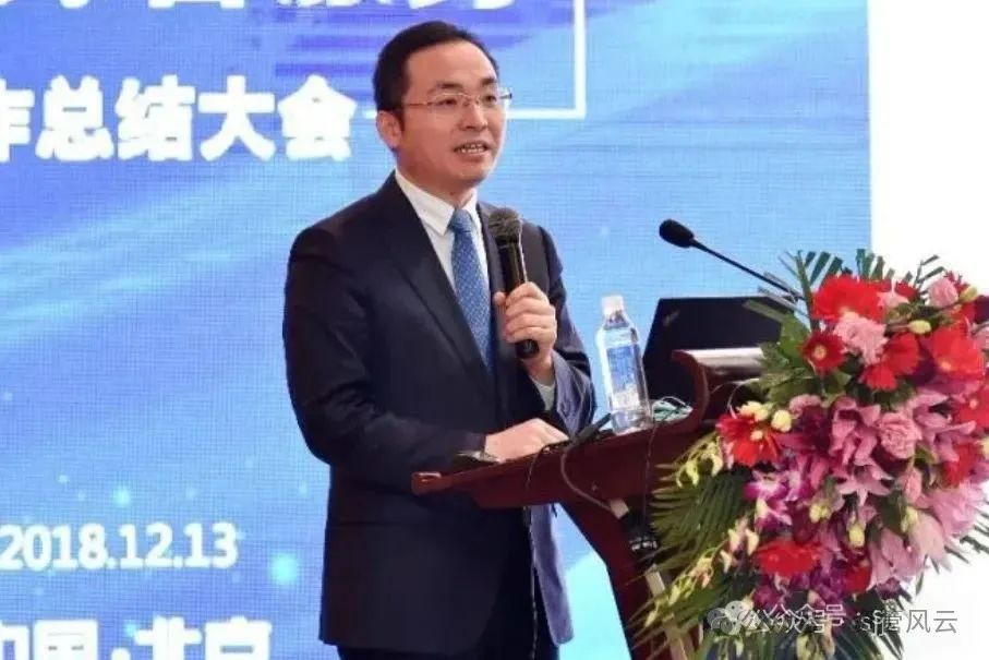 处置不良资产有功, 他成为民生银行最年轻的副行长!