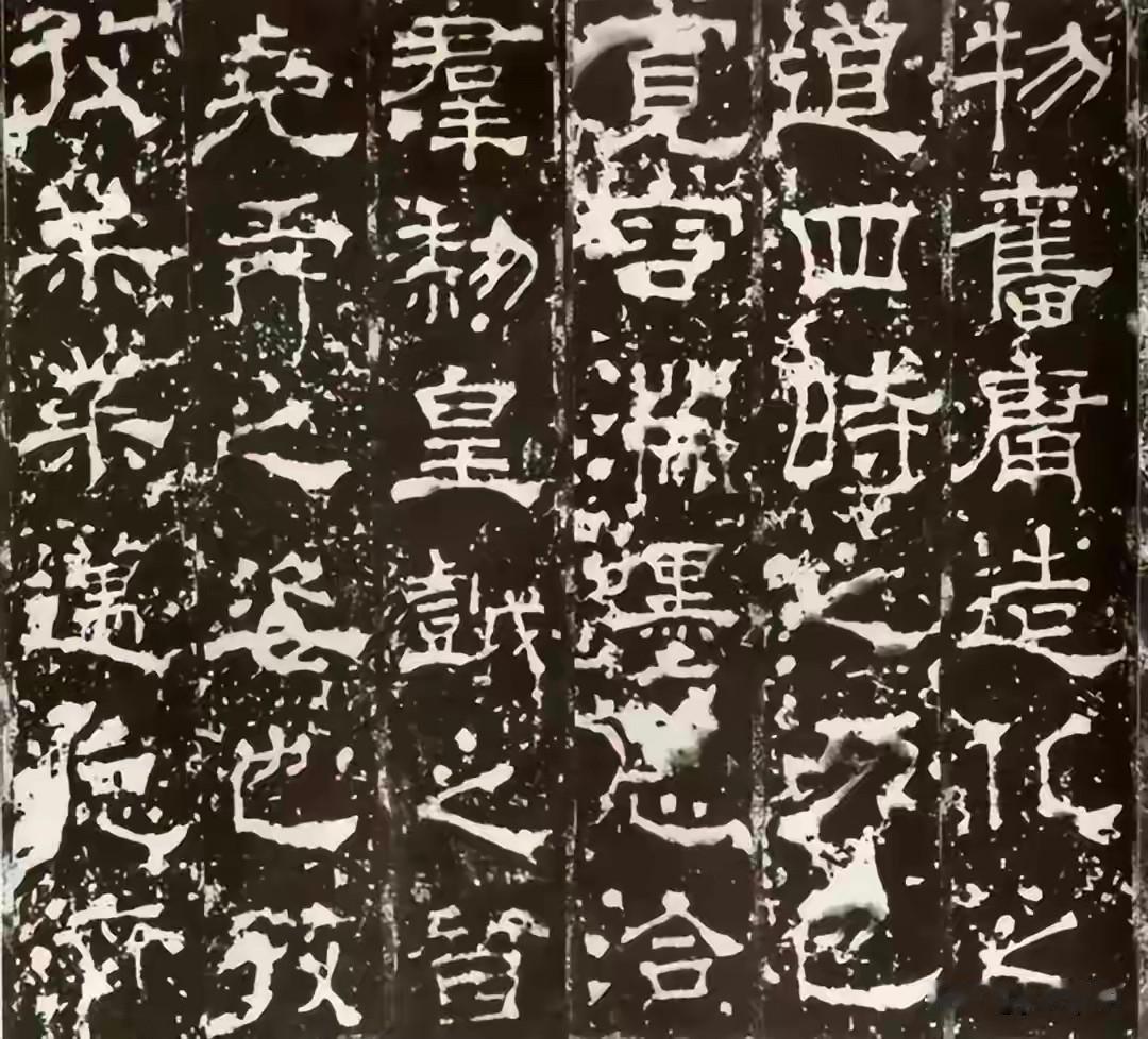 有人说曹丕的皇位是捡来的，捡他爹曹操的现成。这话对了一半。皇位确实是曹家抢来的，