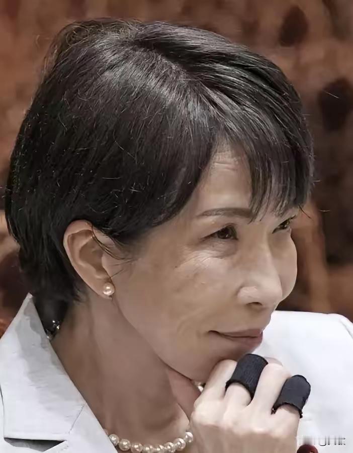 急了！日本突然派30人团访华，想谈了？中方态度很明确开头钩子日本彻底坐不