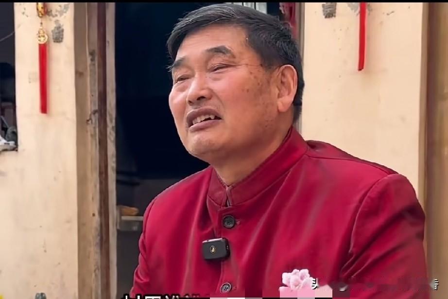 朱之文为什么会成功朱之文的成功缘于他有一副老天爷赏饭吃的好嗓子，再一个就是他没有