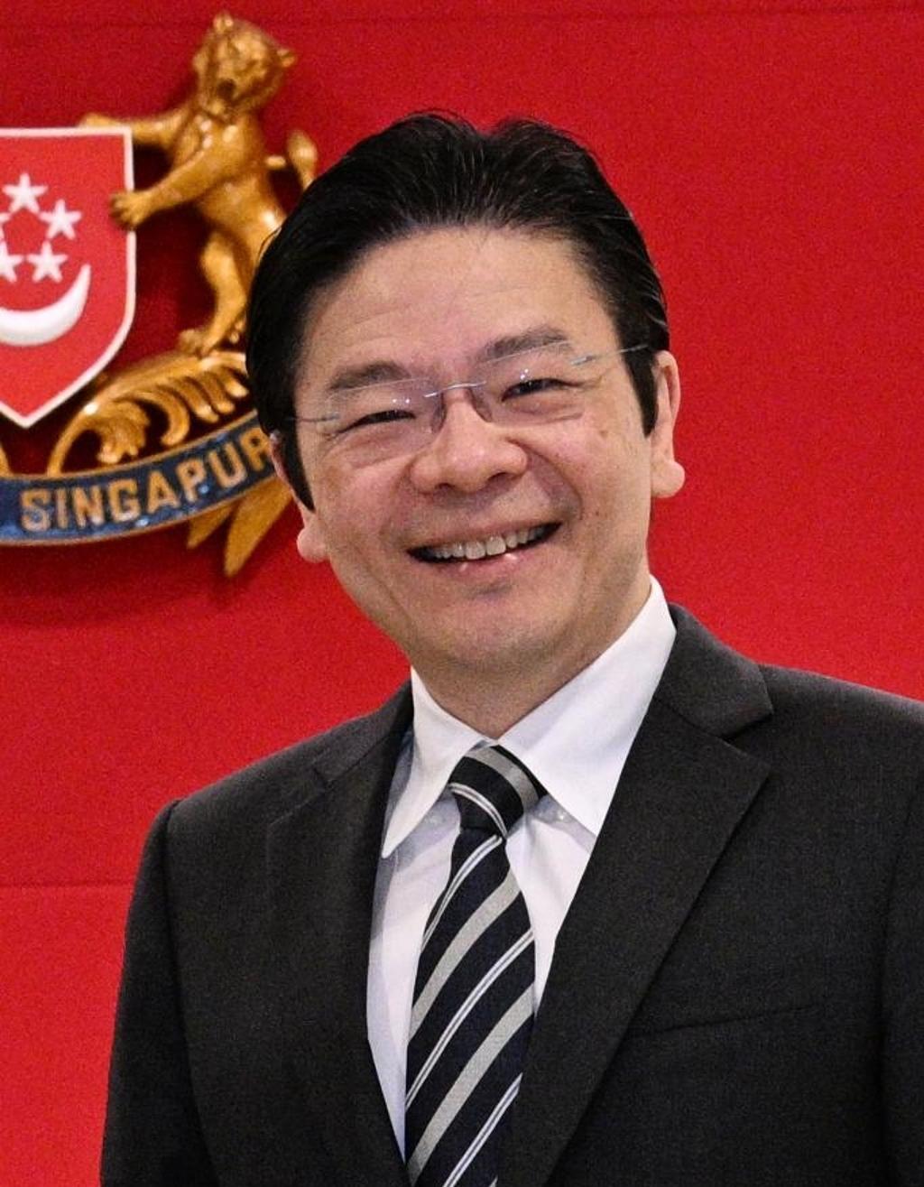 台当局彻底被打懵，特朗普当头一棒后，新加坡总理又来一记闷棍！台当局最近比较郁闷