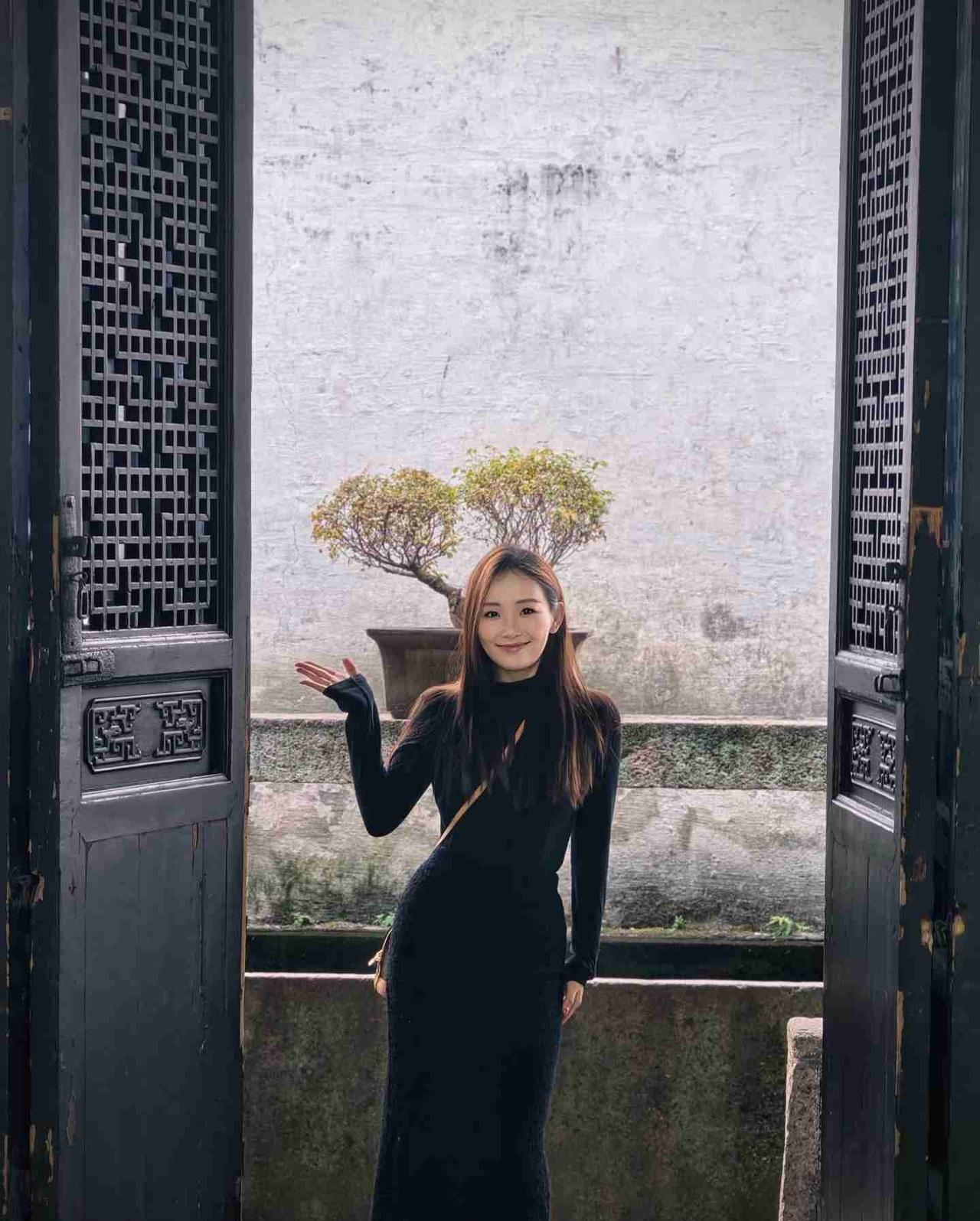 我的今日状态：😁轻松愉快我这里的天气：☀️晴天