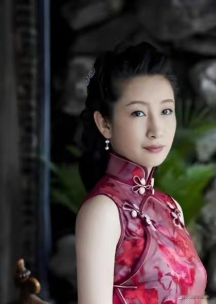 零神剧、全戏骨！张嘉益秦海璐50集硬核谍战抗战剧，老剧真的越看越香现在的抗
