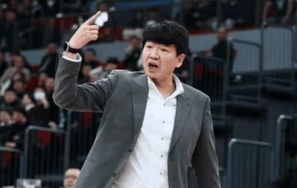 媒体人: 山东男篮已慢慢回归正轨, 同时第四外援也正在谈