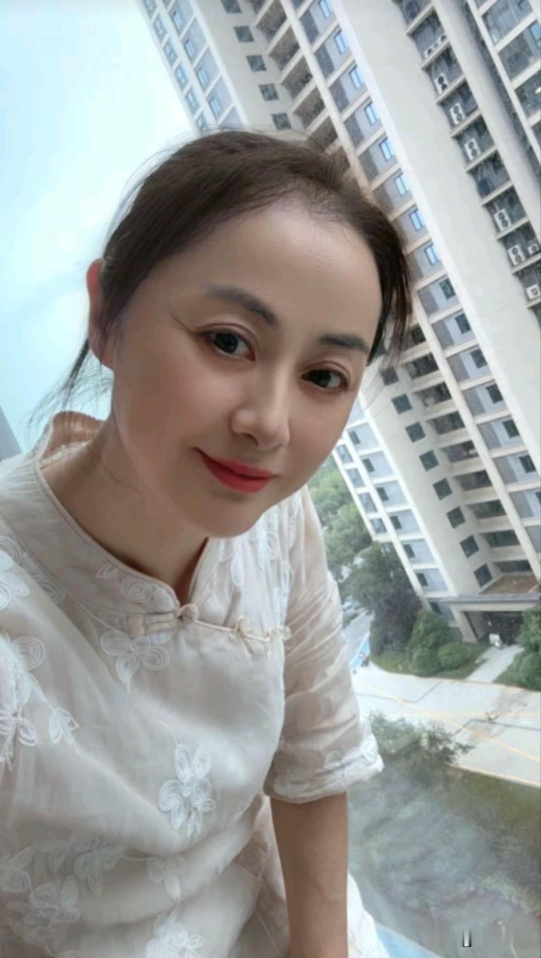 你们有没有和亲人失散过的经历?这是我失散五年的媳妇，可惜现在她已经不认得我了。