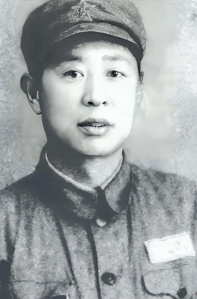 1944年，新四军干部周迪道被捕后迅速叛变，日军让他管情报，他却用日本人的钱养活