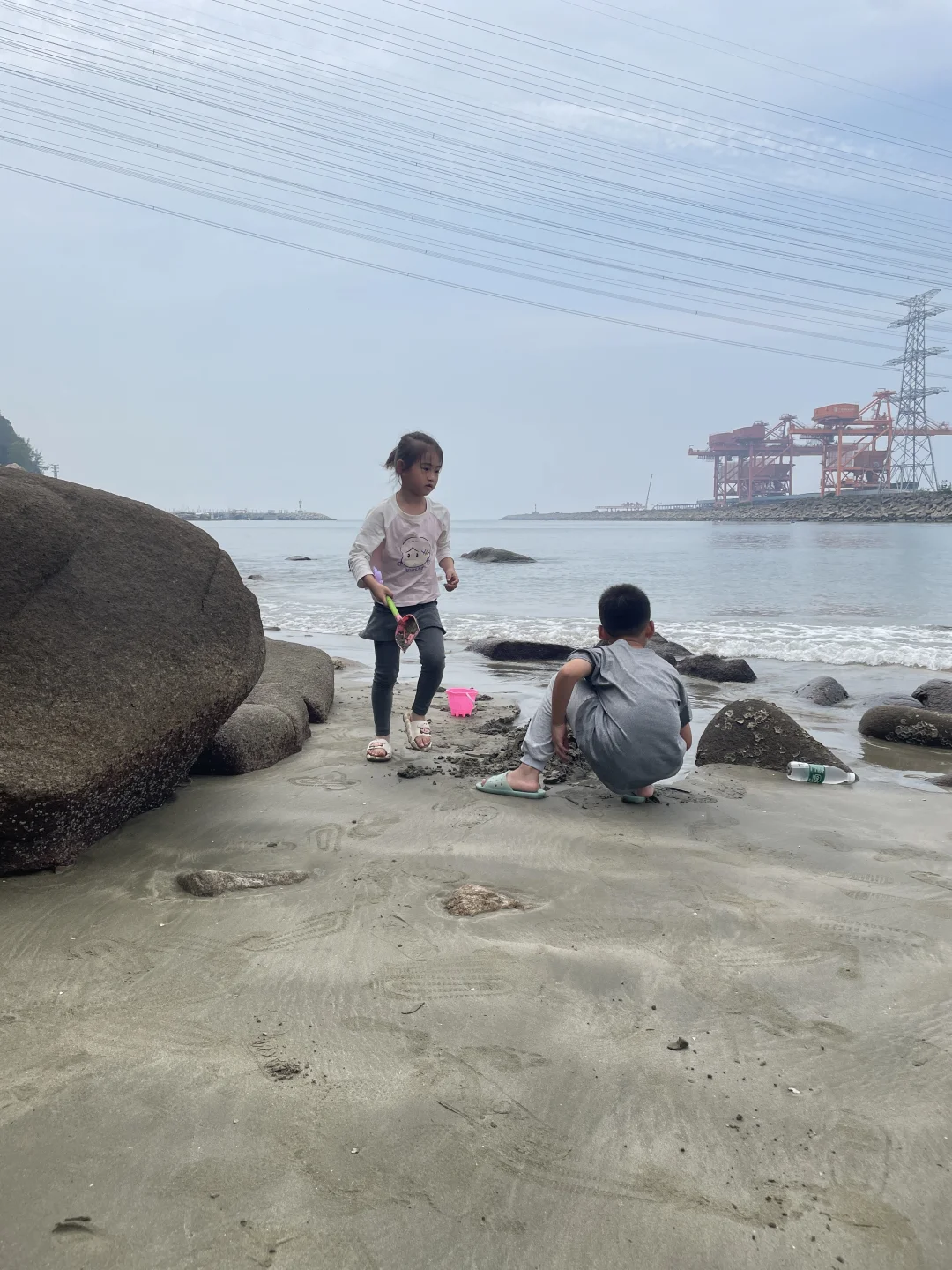 为什么小孩都热衷于海边🏝️？
