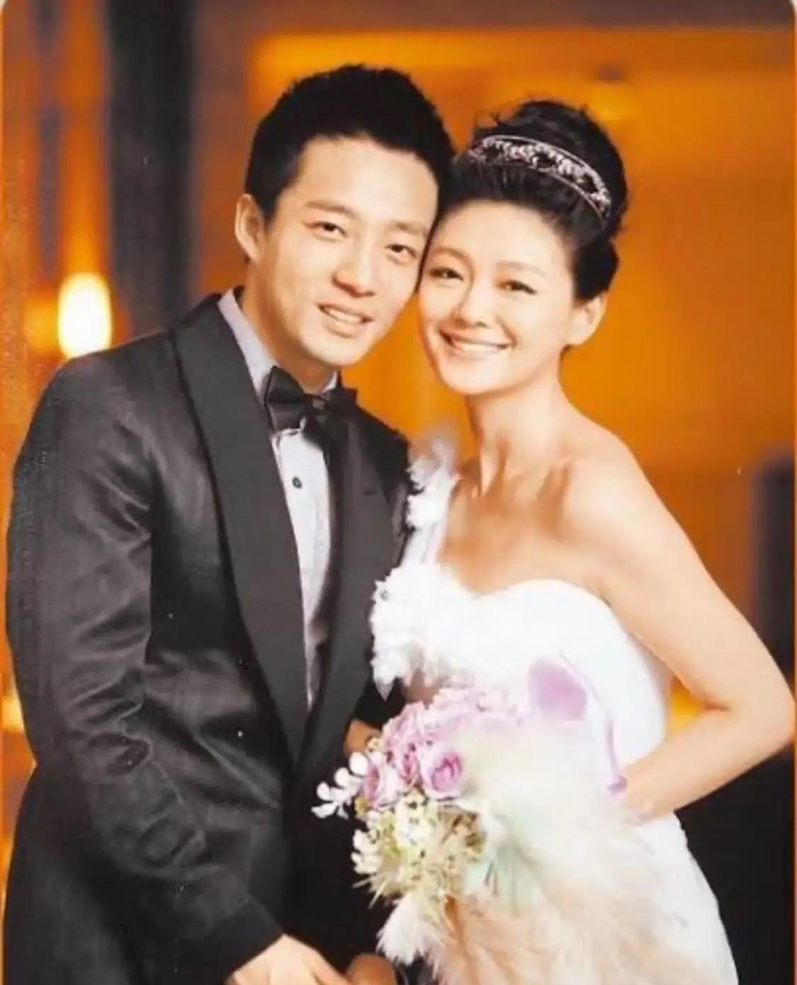 二婚有时候确实很复杂。就像汪小菲和马筱梅的二婚，看似和谐的婆媳关系背后也有故事。