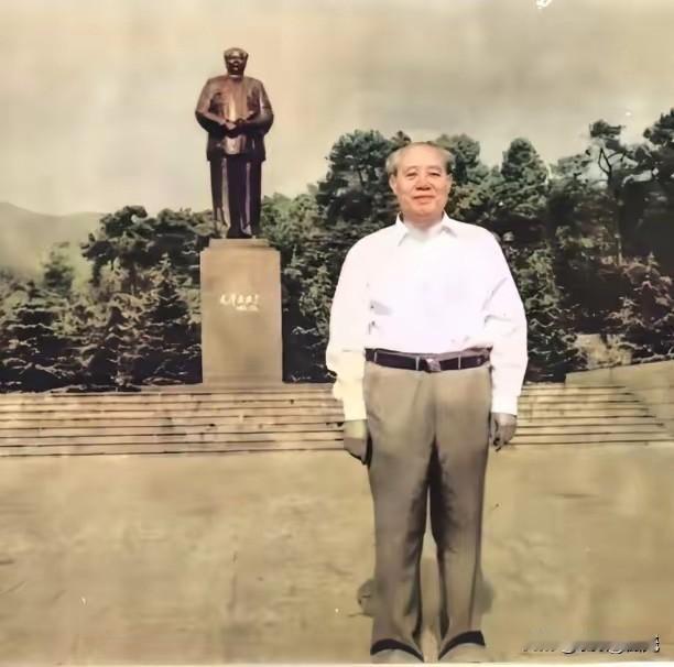 汪东兴说：“我这辈子就干一件事，保卫毛主席”，此言重逾千钧，是因为它背后是近三十