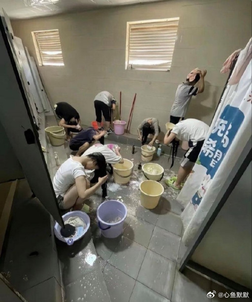 怪不得北方的学生对高中没有好印象，现在一看是真能吃苦啊