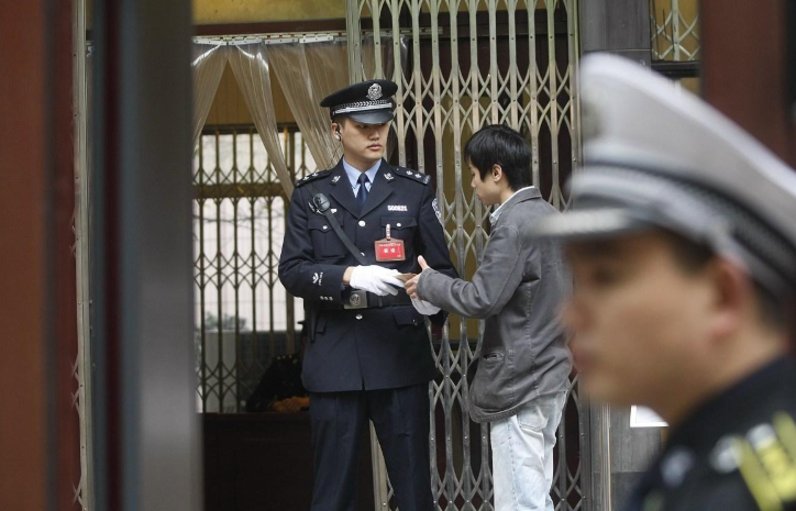 体制内最神奇的职业就是狱警！你说对不对？朋友私底下一直在偷偷考公，考了3次，重