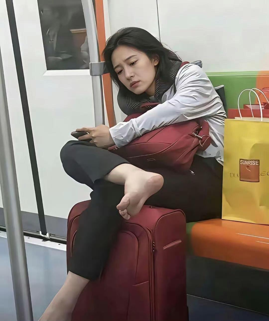 素质果然和颜值无关