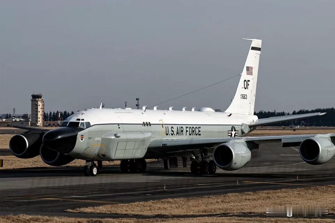 这个问题的焦点错了——真正可怕的不是某个侦察机“看多远”，而是美国用全球监控网络