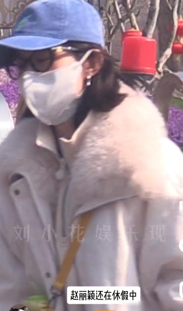 消失半年，她霸屏央视拿双冠你追的央视开年剧双冠得主，就是消失半年的赵丽颖。