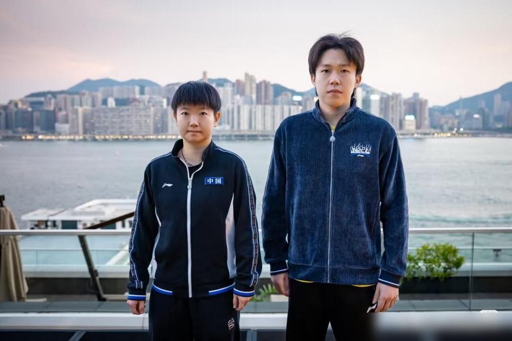 混双照片：第一对：靠外卡进来的，关系户大家不必害怕，不用在意他们平时也不咋