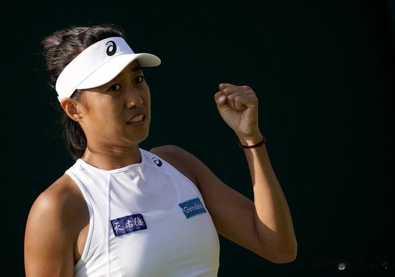 快讯，🎉🎉🇨🇳张帅2-0横扫🇰🇿普汀塞娃晋级女单次轮🔥🔥多伦