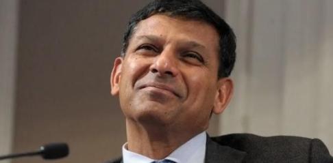 印度最强经济学家拉詹接受美媒采访时曾表示：世界上只有一个中国，印度根本没有能力学