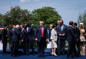 泽连斯基这趟G7算是白来了！6月16日法国峰会现场，乌总统抱着求援的心