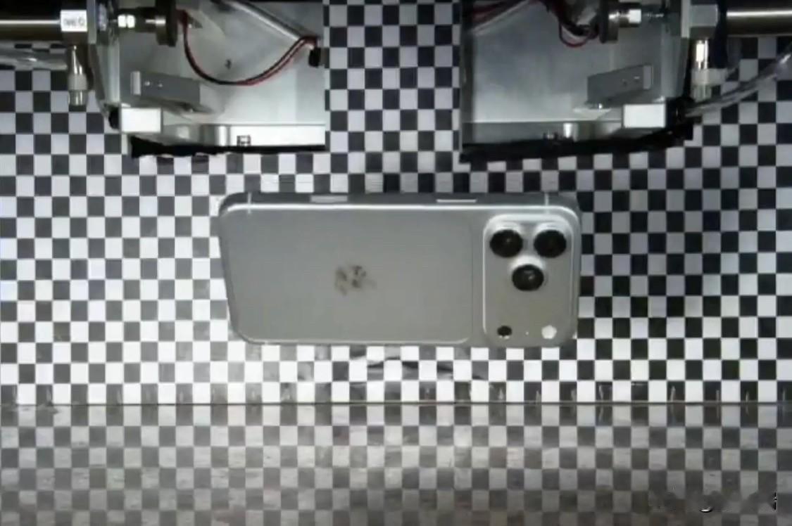 iPhone18Pro遭印度工厂“史诗级”大泄密原本应该在今年9月才发布