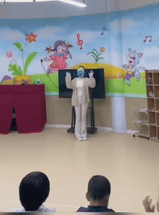 看了半天才发现是变脸[捂脸哭]