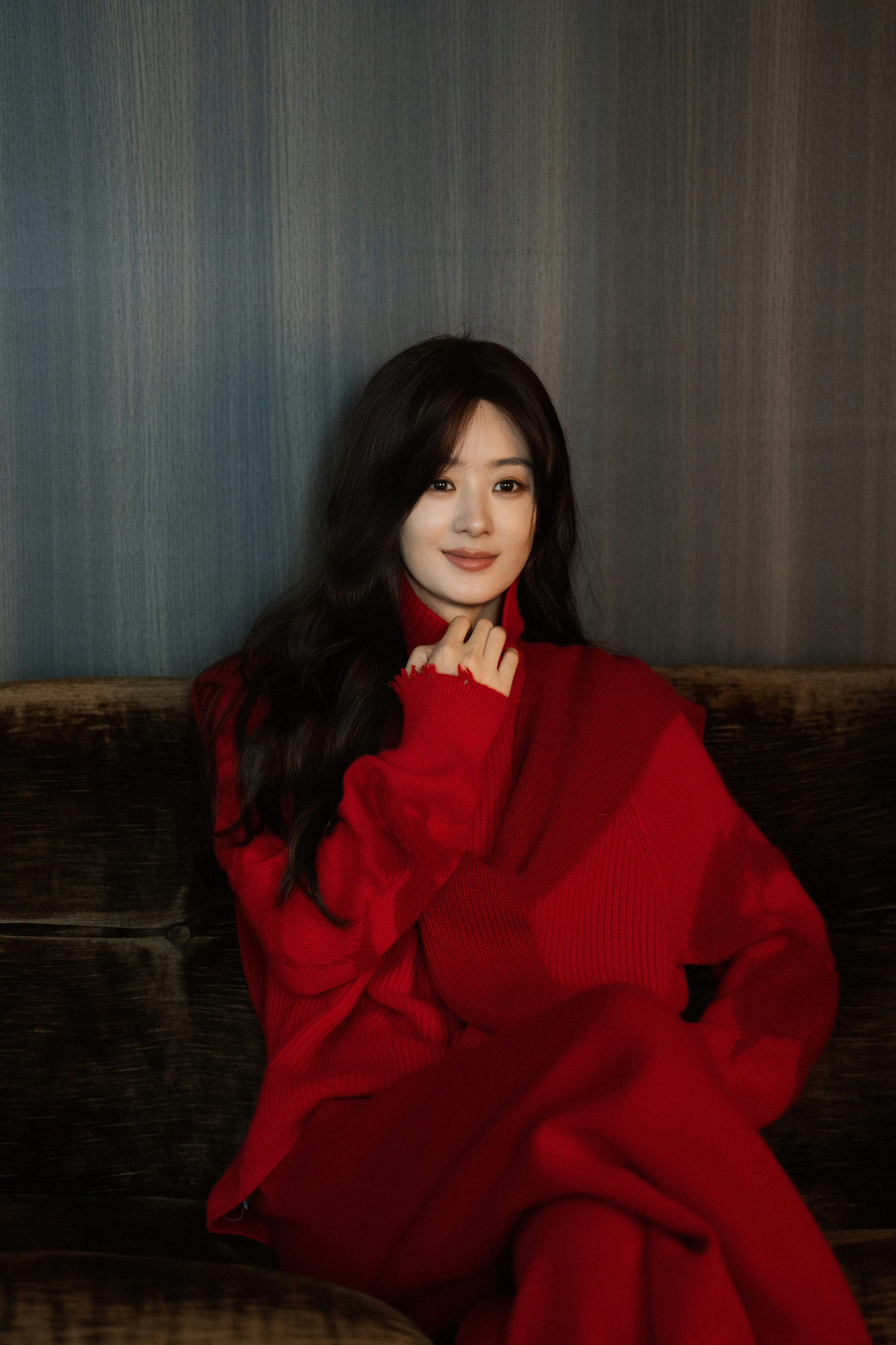 赵丽颖温柔红衣大家早安啊！又是红火的一天！