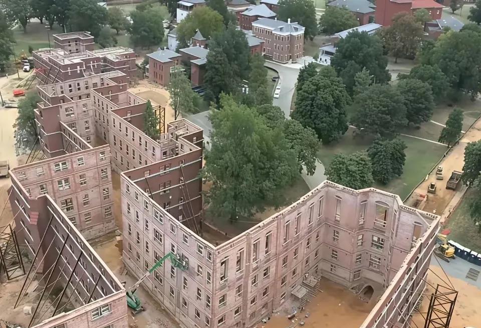 第一次见，请问这种建筑风格叫什么？