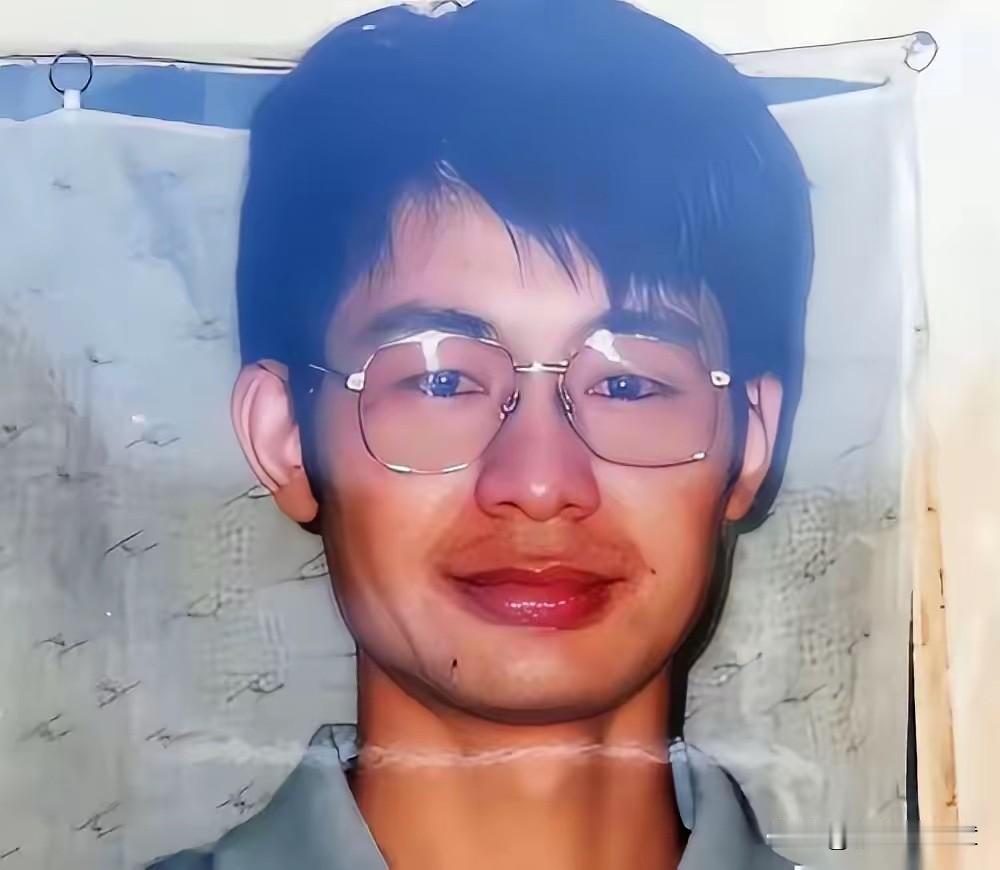 114次庭审，一个清华半导体博士，被关了1277天。把他送进去的，不是别人，是他