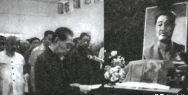 1969年6月9日，开国元帅贺龙惨遭迫害，含冤离世，待到冤案逐步查清，众人揪出了