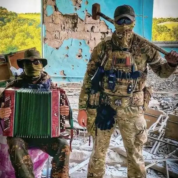 俄罗斯不是有200多万的常规兵力，为什么一直还要使用雇佣兵，而且还把朝鲜也给拉下