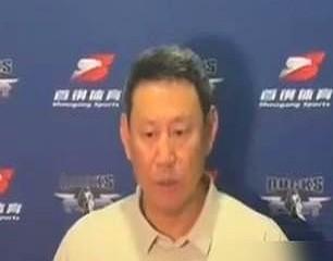 从93公斤生生减到83公斤，赵睿归队第一天就被李楠下达了死命令。“你体重超标了。没商量的余地。周一早