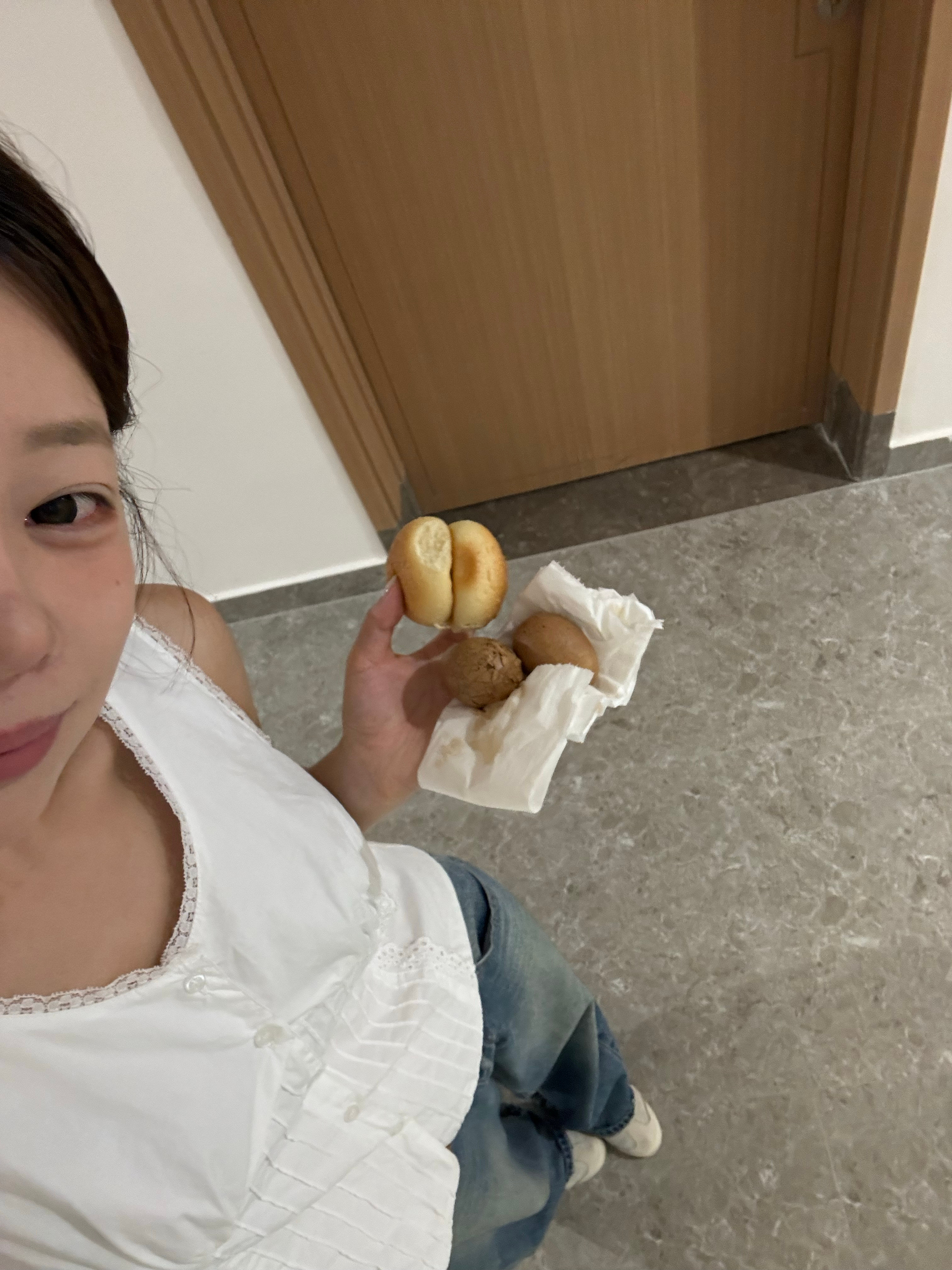 食堂阿姨今天给了两个鸡蛋