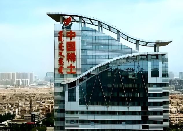 稀土的命门，其实也在“矿渣”里！一卡车矿石，提炼1克稀土，剩下的矿渣谁来处理？只