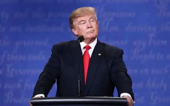 美军行动升级，两架F-18侵入委内瑞拉领空，同时扣押委内瑞拉一艘巨型油轮。当