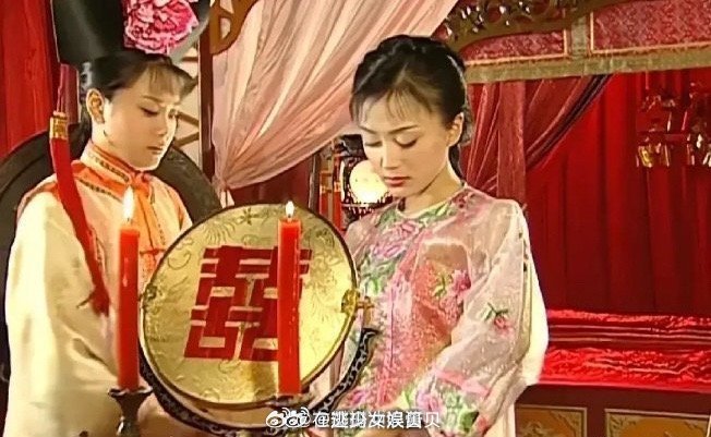 《还珠格格》当时年纪小，就没注意到知画穿的是透视装……