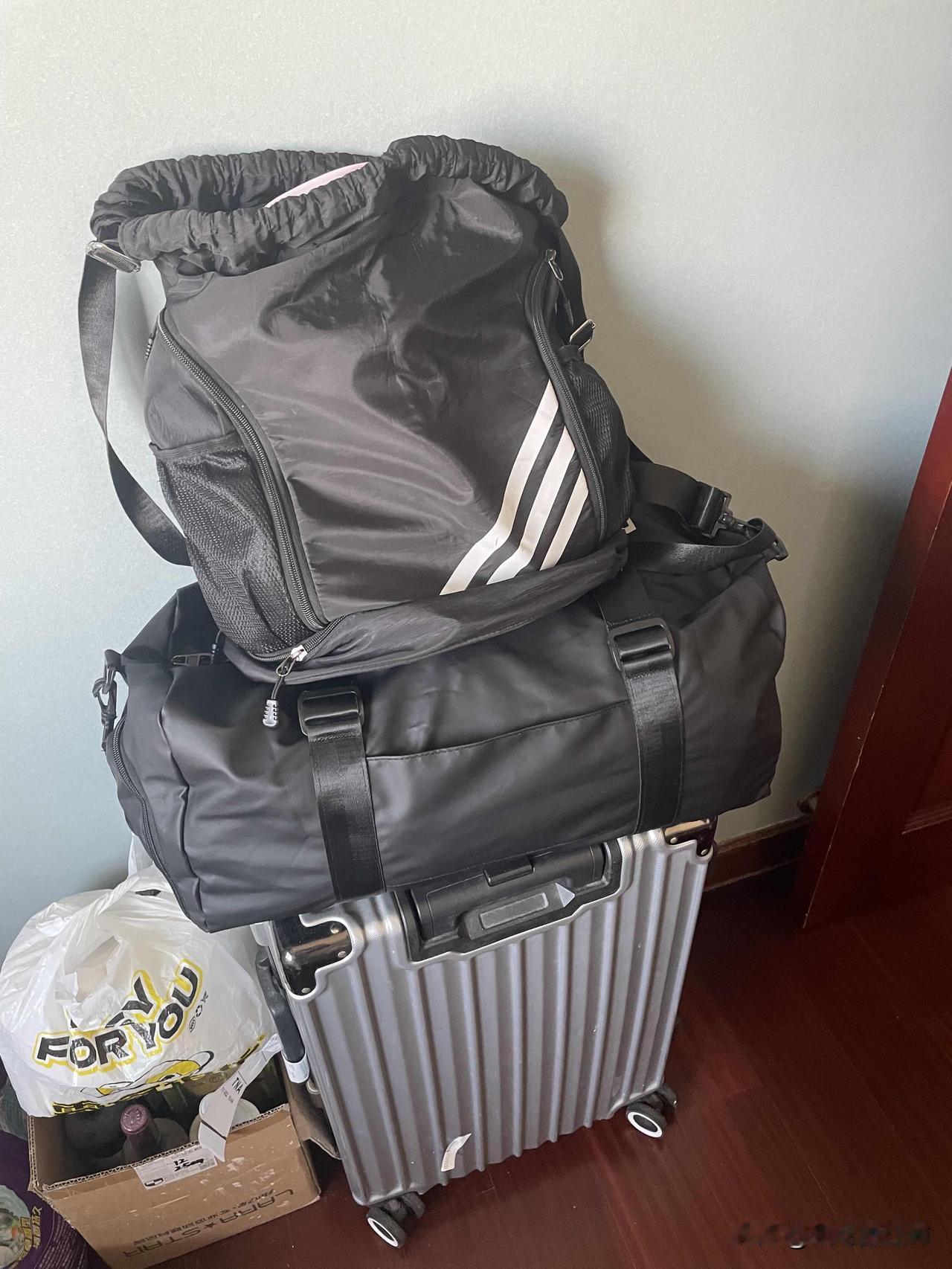 老公被强制外派，即将异地2年，难以接受年前腊月26，老公公司就发通知，年后安排