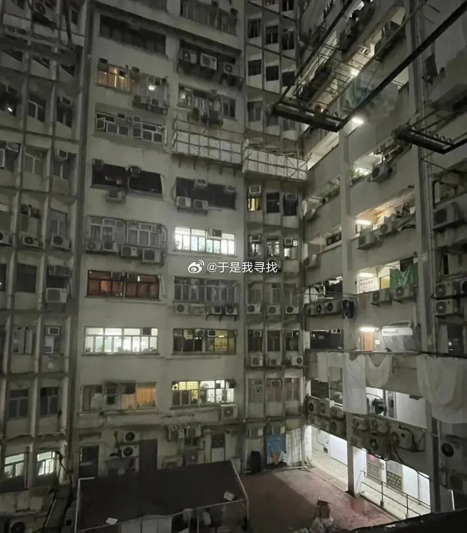 香港酒店外面看好破败，里面倒是还不错