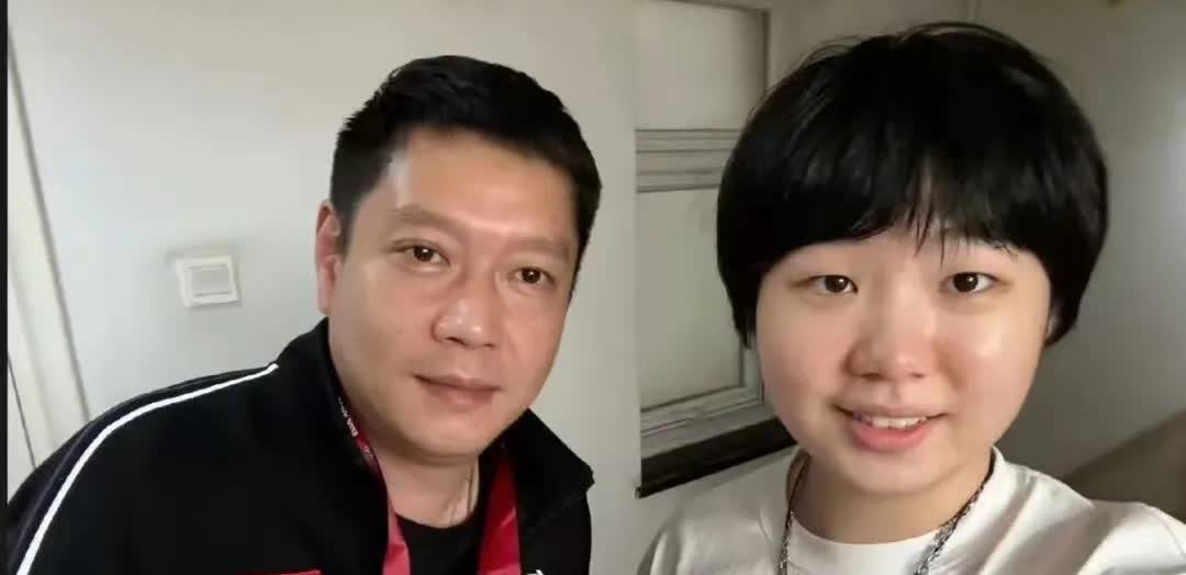 孙颖莎没夺冠，邱贻可被网暴到沉默他家人连外卖都不敢点，怕地址泄露