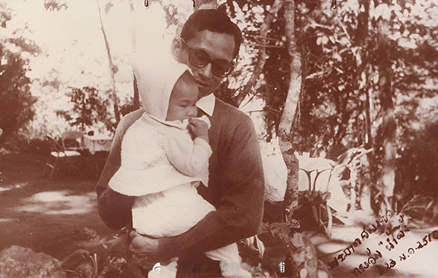 王室王室泰国王室王室旁支2026年4月8日，莎莉60岁生日，她还是和颂妃养女一