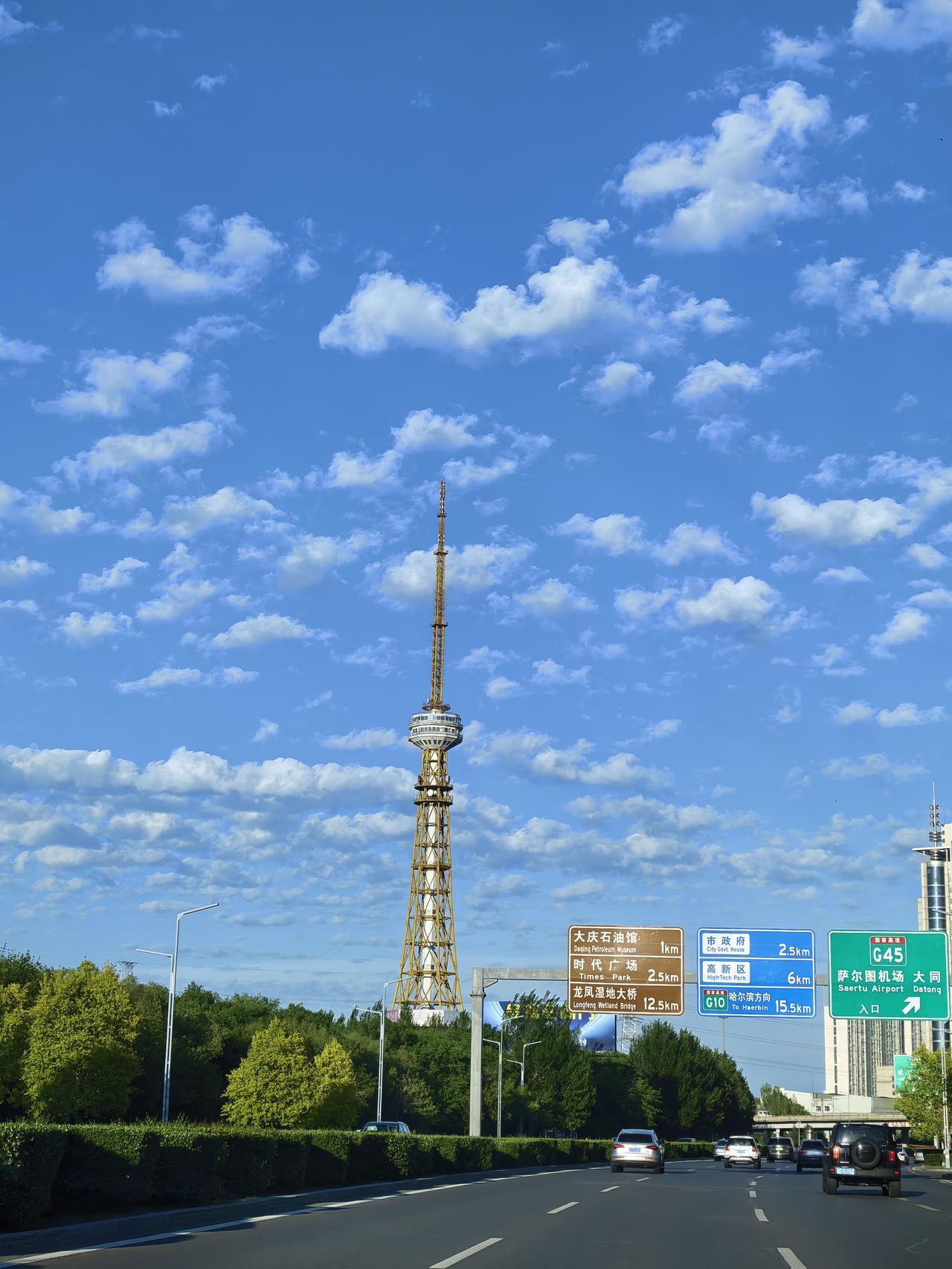 前两天写了一篇关于农业银行的文章。有粉丝朋友留言，你有什么可得瑟的，只不过你遇到