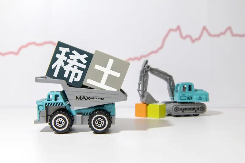 中美是否会在稀土问题上继续交锋，这悬念一抛出就很抓眼球。美财长证实中美谈判进入最