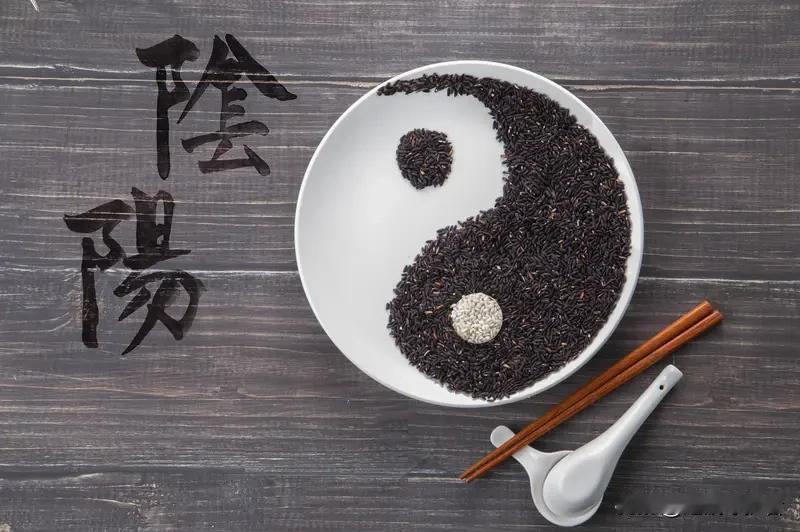 长期顽固性失眠困扰，其根源在于阴阳失调。反复难以入睡，即便服药，症状也反反复