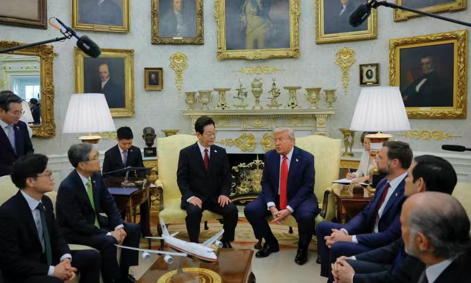 李在明果然没让人失望，他已经开始反击美国了，明确表示：“我们无力支付3500亿美