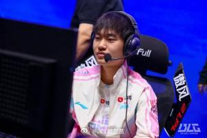 论数据的欺骗性，为什么左手各项数据都排第一，观感却不行其实中单这个位置本质上是团